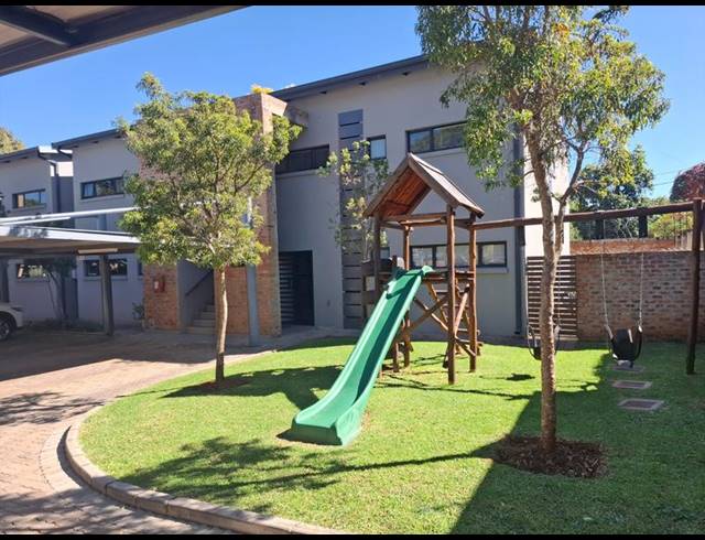 2 BEDROOM PROPERTY TO RENT IN MENLO PARK